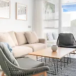Modern 2 Bedroom Apartment, with Sea Views, in Playas del Duque - Puerto Banús