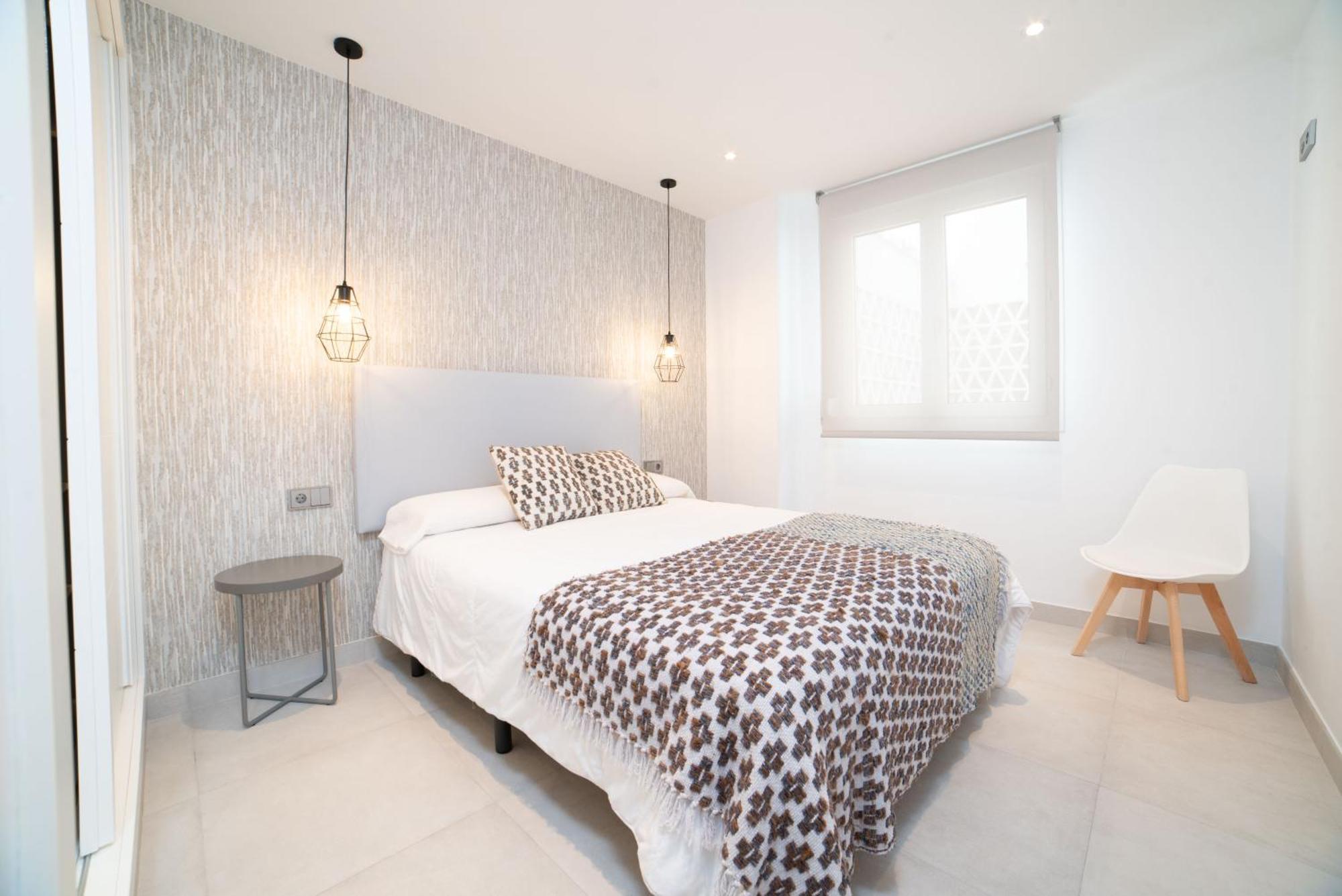 Modern 2 Bedroom Apartment, With Sea Views, In Playas Del Duque - Puerto Banús Apartment